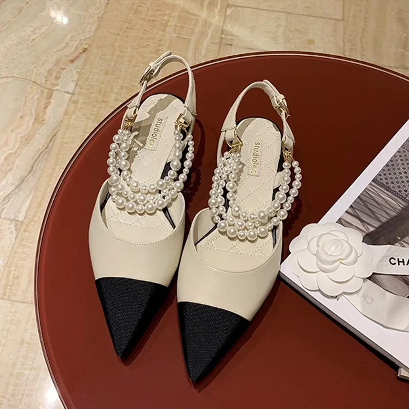 Low Block Heel Pump - Zapatos de tacón cuadrado de PU