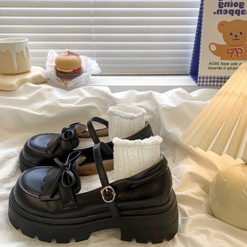 Patent Leather Pump - Zapatos de charol de lujo para