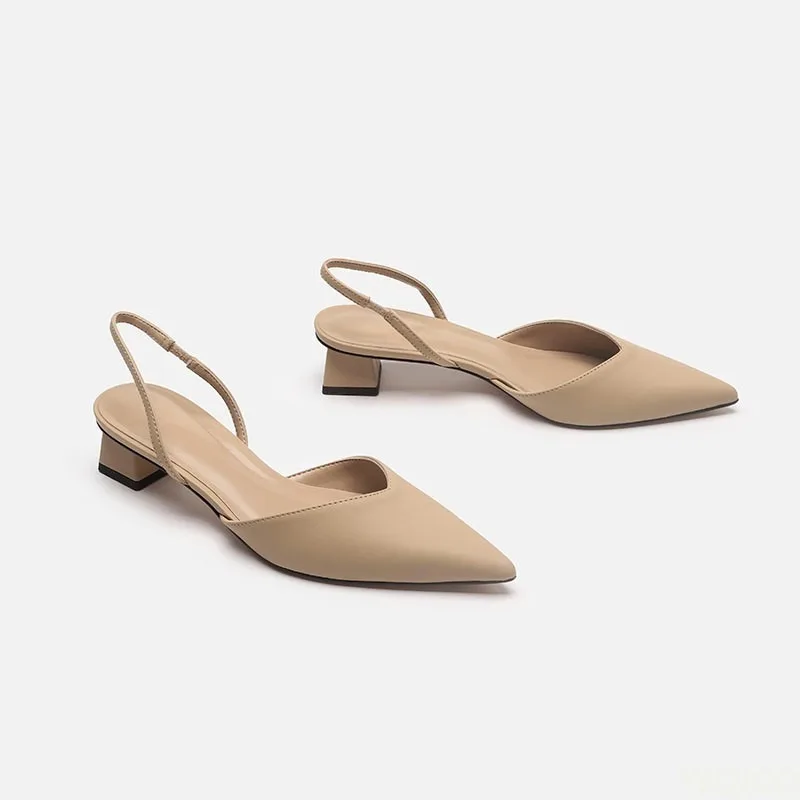 Low Block Heel Pump - Sandalias de tacón bajo con punta