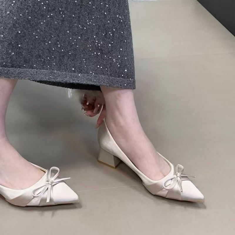 Zapatos individuales Retro de  - Shoes Women Pumps reseña y precio