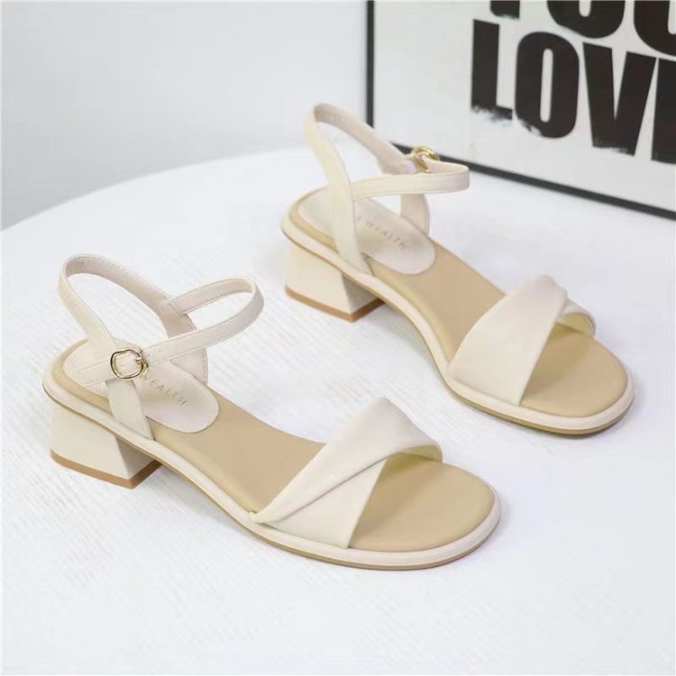 Sandalias de tacón de bloque E - Block Heel Ankle Boots reseña y precio