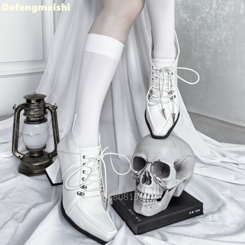Botas de Tobillo de Cuero Blan - Block Heel Ankle Boots reseña y precio